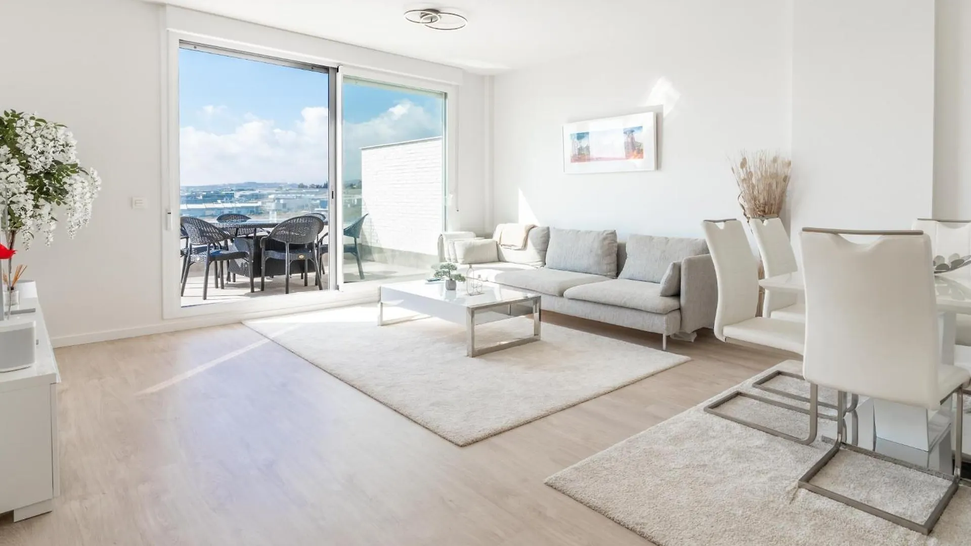 Jardines De Guadaiza Rooftop Apartment 마르베야